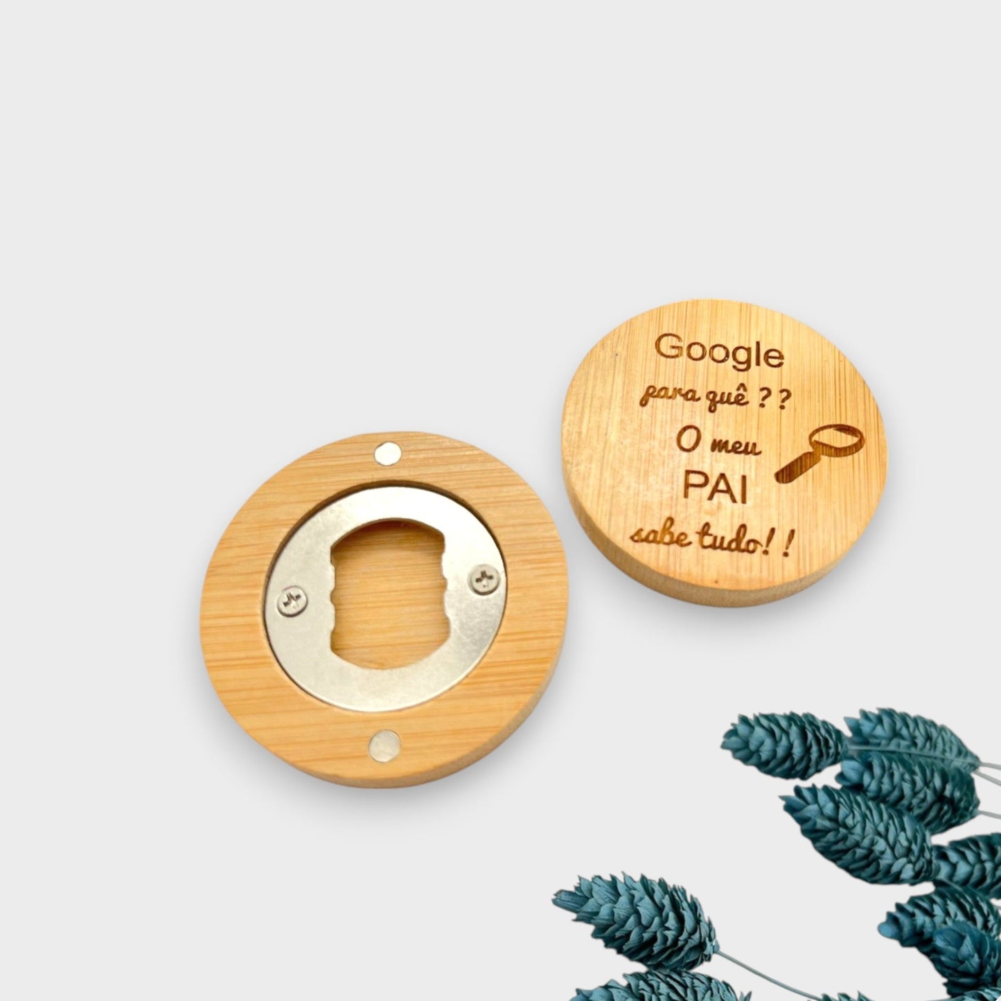 Abre-Cápsulas Dia do Pai em bambu, com íman e frase personalizada.